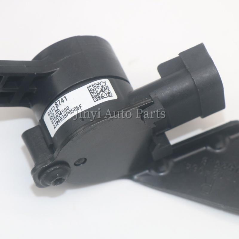 84138741 Front Right Height Level Sensor for Chevrolet Tahoe GMC Sierra 1500 Yukon Cadillac Escalade 2021-2025