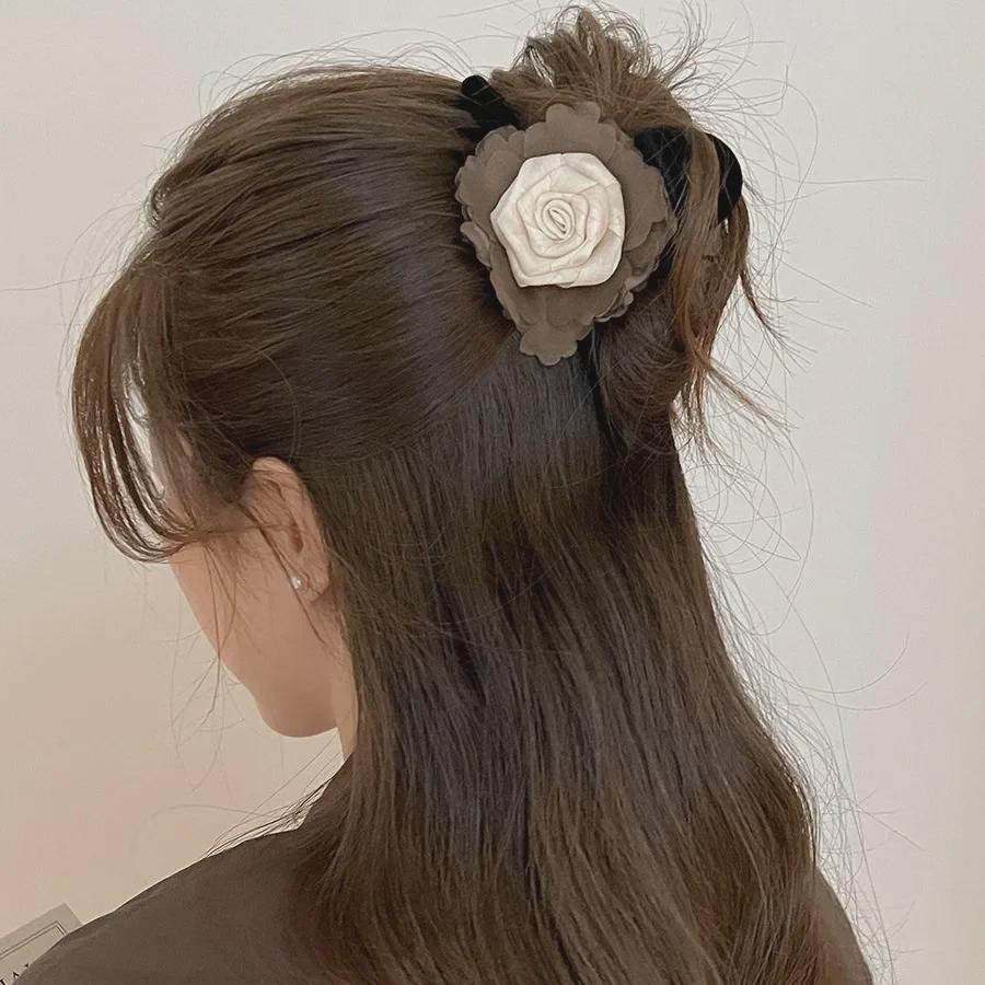 Elegant Rose Shark Clip: Stylish Chinese-Inspired Hair Accessory for Buns