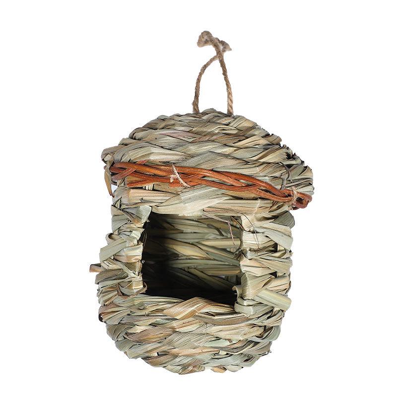 Handmade Outdoor Woven Straw Birdhouse: Warm Bird Nest Pendant for Home Decoration