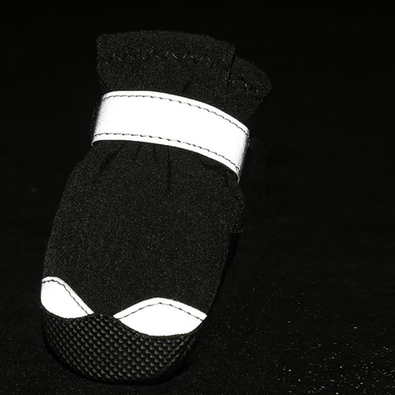 4pcs Lightweight Dogs Shoes with Reflective Striped Dogs Comfortable Dogs Daily Walking Booties Lightweight Cats Shoes
