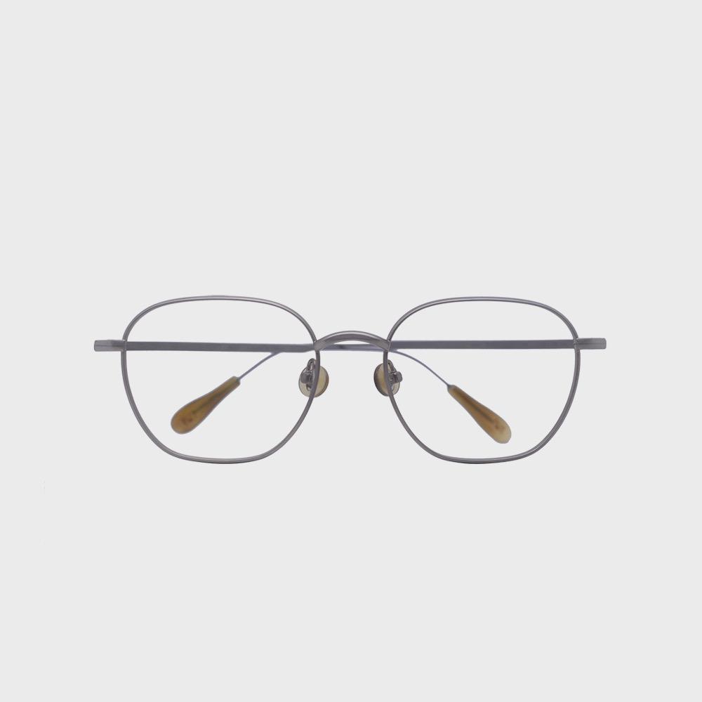 Laenseuneokeollegsyeon Classic - Le204 C1 Silver (Buffalo Horn + Titanium)