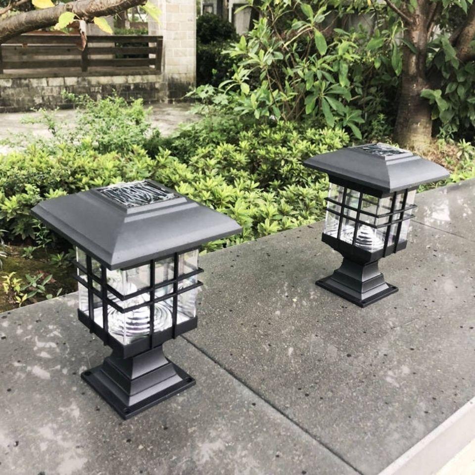 Solar European-Style Outdoor Courtyard Post Light