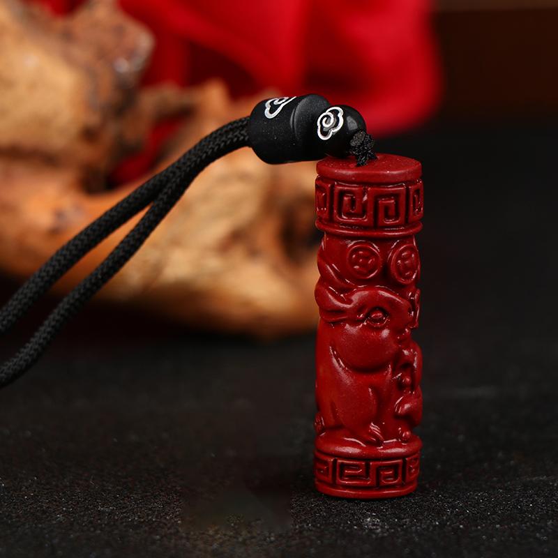 Luxuriöser roter Zinnober Anhänger Chinesisches Tierkreiszeichen Herzsutra Halskette Echter Naturschmuck Damen Accessoires Energie Geschenke