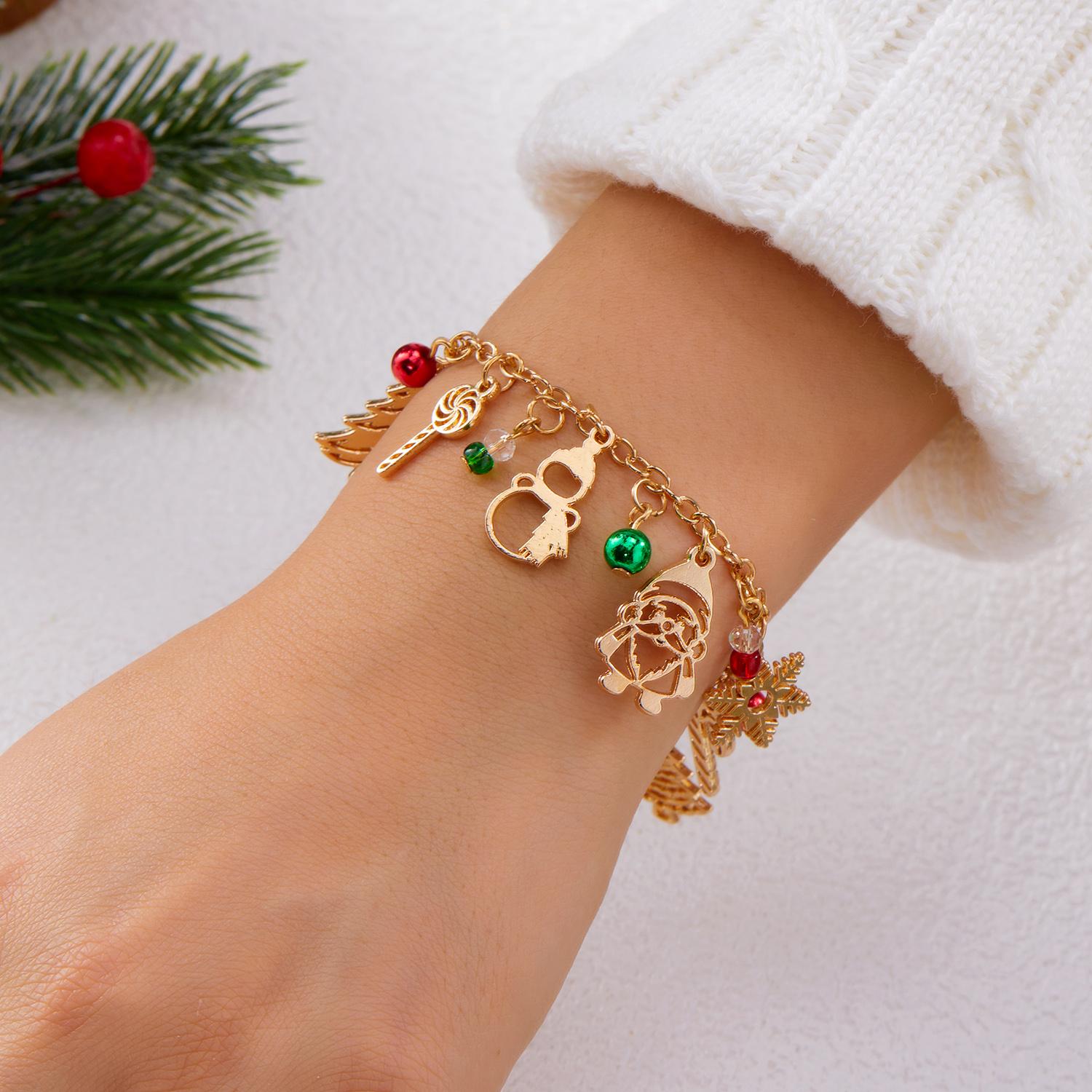 Christmas Multi Elements Pendant Bracelets for Women Colorful Crystal Beads Elk Snowman Snowflake Santa Claus Bracelet Jewelry