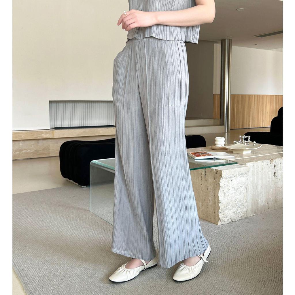 2026 Summer High-End Miyake Pleated Soft Breathable Straight-Leg Pants