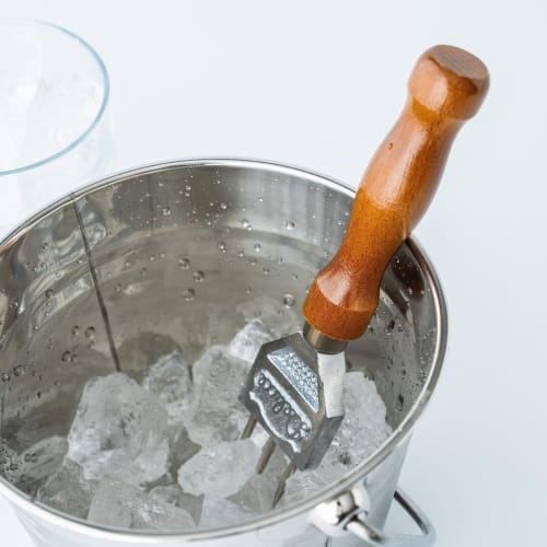 Takaku Sangyo Deluxe 3-Blade Ice Pick