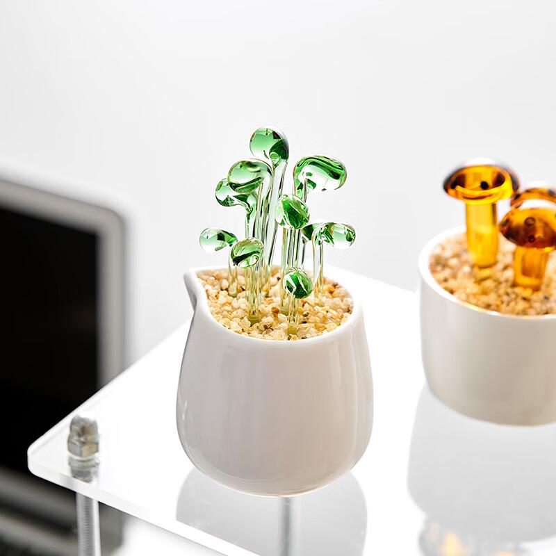 Oushuomo Glass Bean Sprout Desktop Ornament