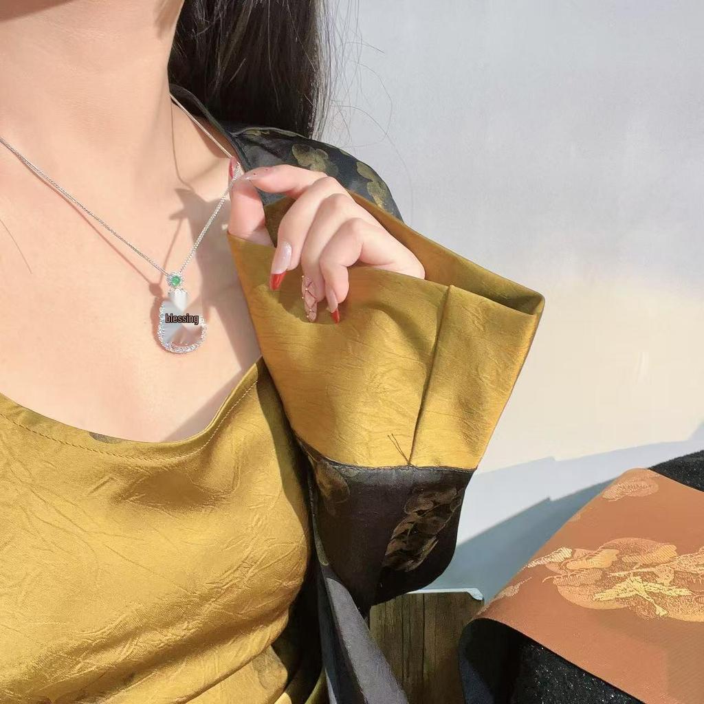 S925 Sterlingsilber Eiskristall Kürbis Anhänger Halskette - Elegante Schlüsselbein Kette, Perfekt für Qixi oder Geburtstagsgeschenk