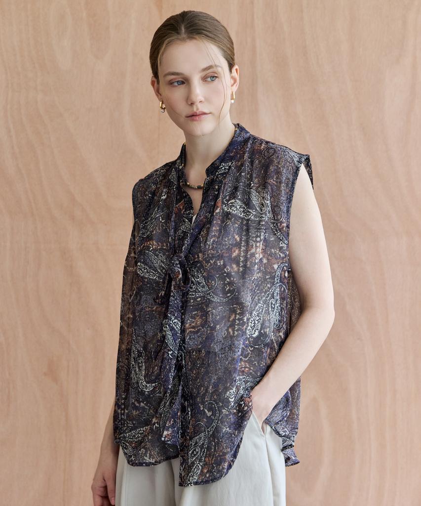 M.GRAF Vintage Paisley Tie Sleeveless Blouse
