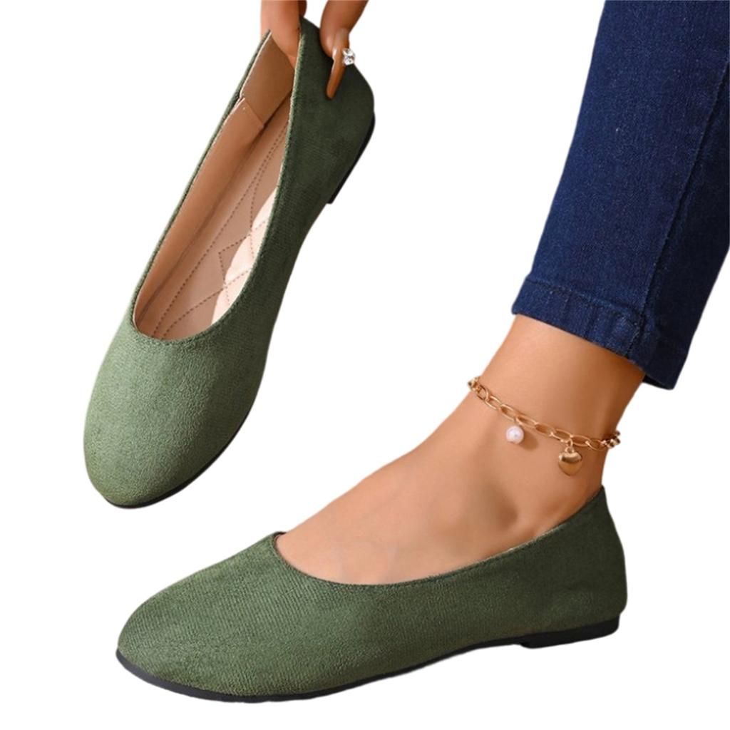 Women’s Plus Size Round Toe Slip On Casual Flats Comfortable Soft Sole Loafers for Everyday Wear Office Walking