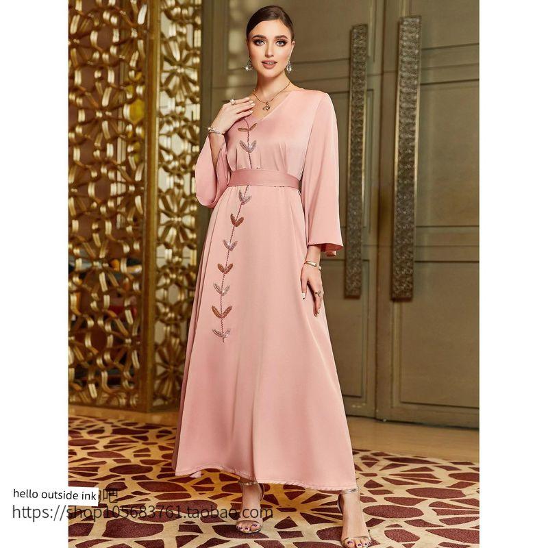 New Arrival Fashion V Neck Hand-Stitched Drill Elegant Dress V-Neck Hand Sewn Diamond Dress