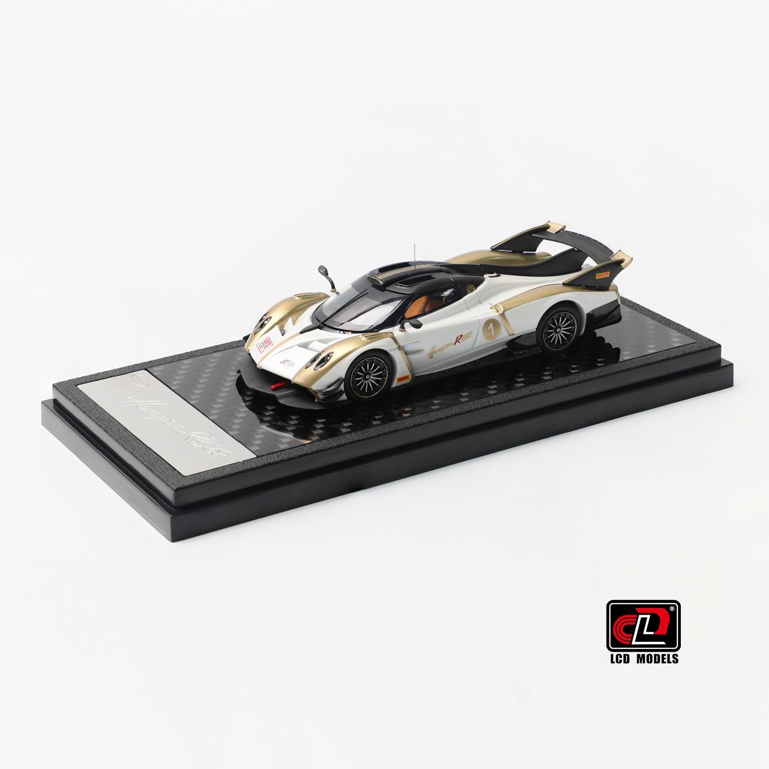 

LCD latest high-end 1:64 Huayra R Evo Roadster alloy car model pre-sale, genuine authorized product, can replace the roof