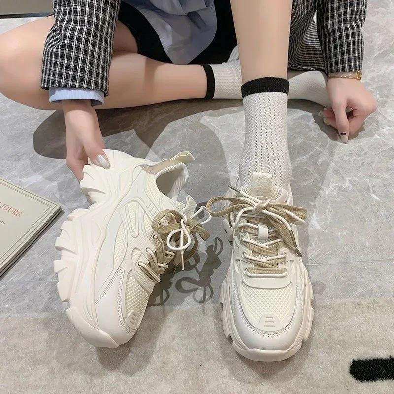 Women Flats Sports Shoes Lace Up Vulcanize Shoes Female New Designs White Thick Bottom Platform Casual Sneakers Zapatillas Mujer