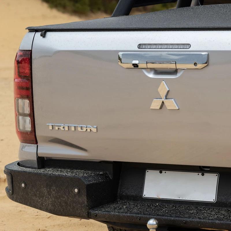 Autocollant Logo 3D ABS Calandre Avant Coffre Volant de Voiture Pour Mitsubishi Mitsubishi Ralliart XASX L200 Colt Outlander Pajero EX