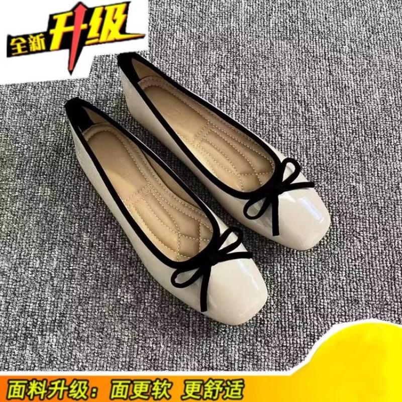 Soft leather shallow mouth single shoes 2025 new soft sole flat bottom square head French bow red women's shoes evening grandma shoes