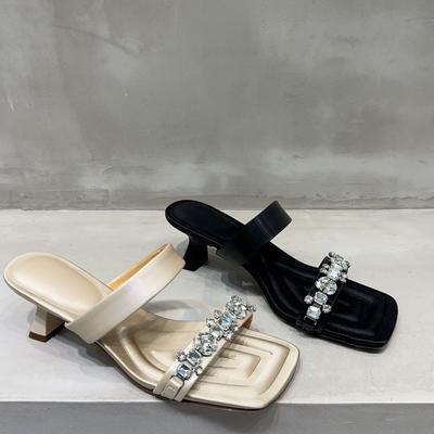 Γυναικεία παπούτσια – Πέδιλα και πλατφόρμες