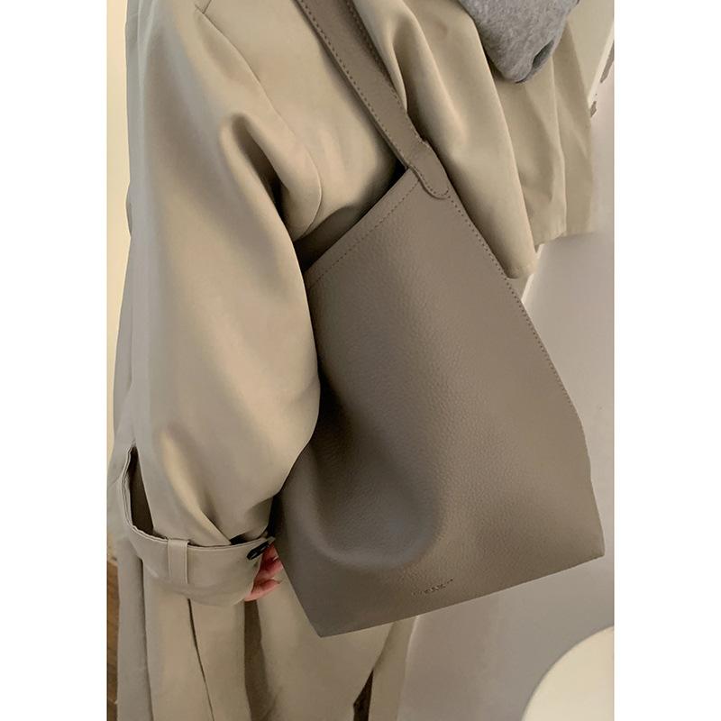 High-end Underarm Bag, Simple Large-capacity Bucket Bag, Wide Shoulder Strap Single-shoulder Bag