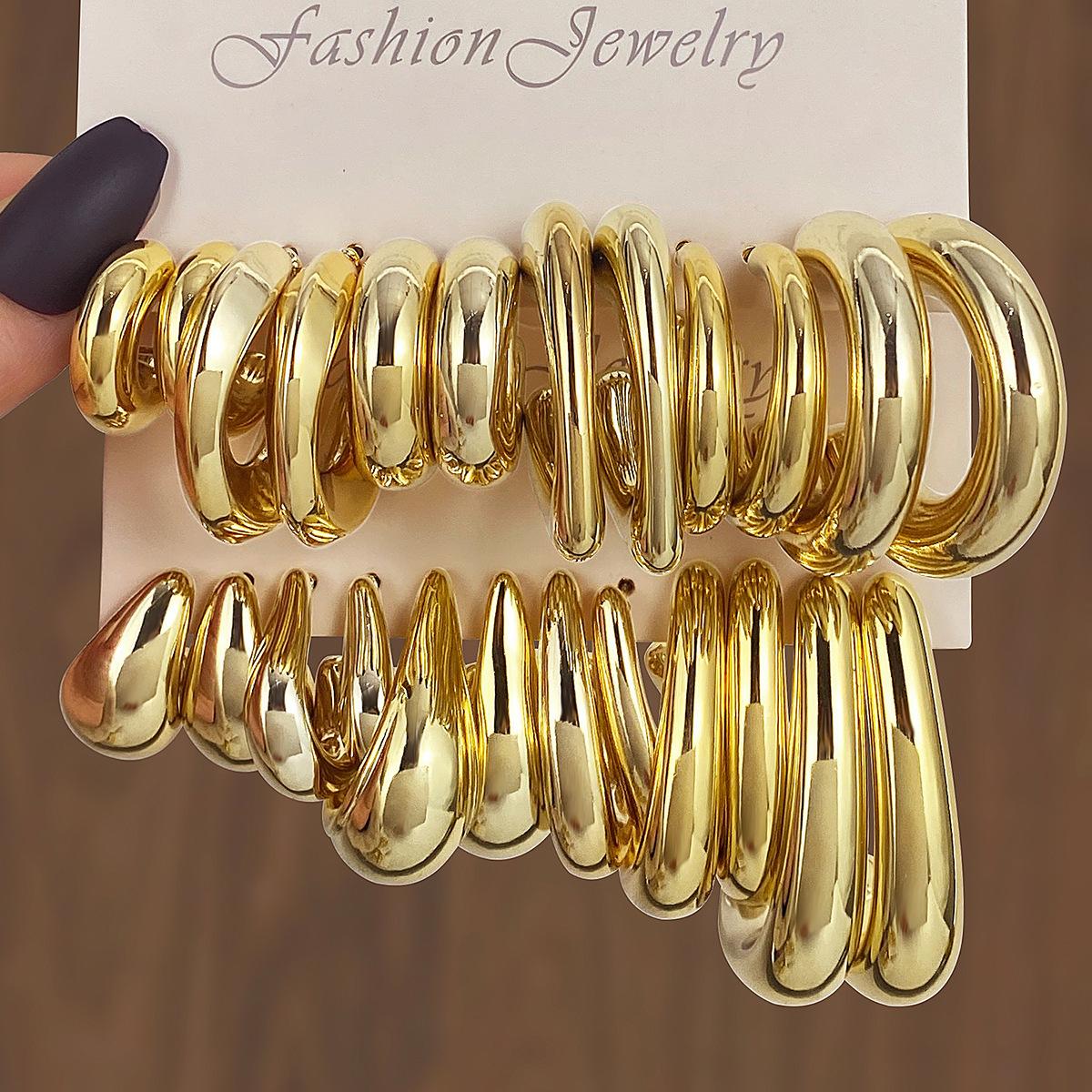 New Electroplated Steel Needle Earrings Set European American Style Personalized Exaggerated Elegant Hoop Earrings Alloy