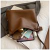 2025 Autumn/Winter Women's Versatile Large-Capacity Shoulder Bag - Niche Commuter Style