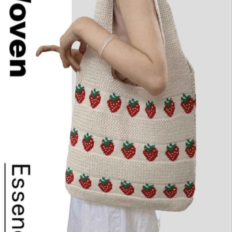 Large Capacity Strawberry Woven Tote Bag Knit Crochet Durable Womens Handbag with Spacious Compartments