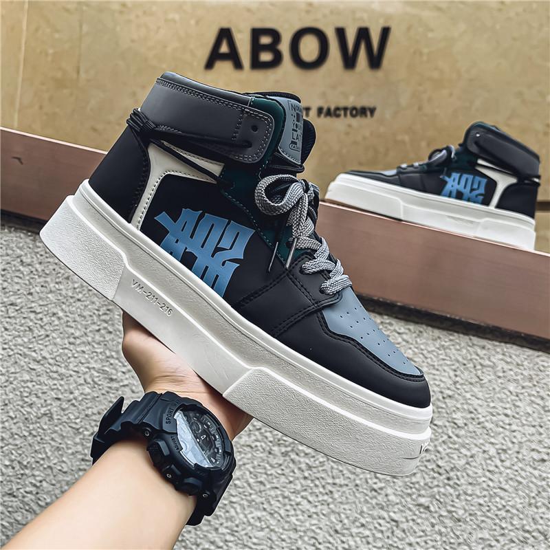 Summer New Breathable Thick Sole Board Shoes Sports and Casual Shoes Student Skateboarding Shoes Trendy Shoes Spring Men's Shoes