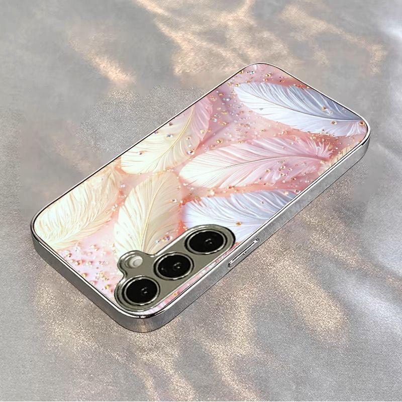 Vergoldetes gehärtetes Glas Handyhülle für Samsung Galaxy S26  S25  S24  S23  und S22 Ultra Plus. Rosa Federdesign.
