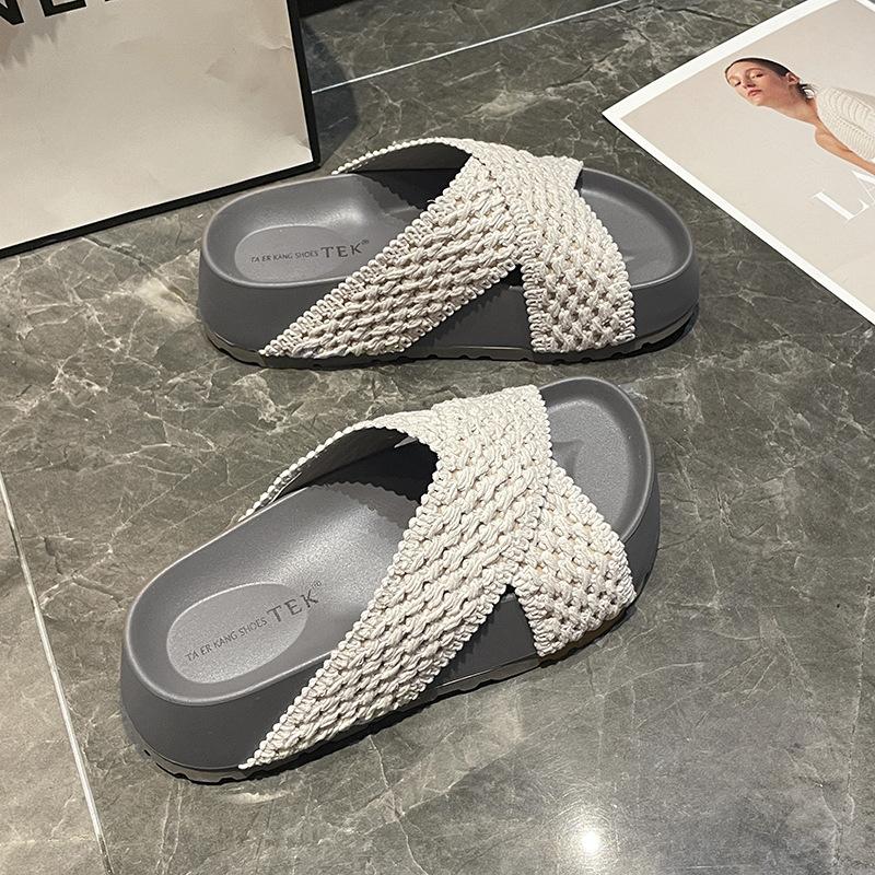 Slippers Women's 2025 New Outer Wear Summer Thick-soled Retro Woven with Cool Slippers Women's Straw-woven Boken Shoes