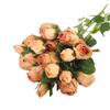 Vintage-Look getrocknete künstliche Blumenstrauß mit verbrannten Rändern und Rosen