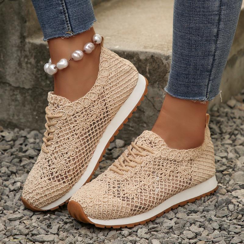 New Large-sized Breathable Low-top Single-shoe Women's Sporty Casual Flat Lace-up Board Shoes