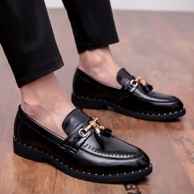 Pantofi bărbați din piele Business Casual modă slip-on Pantofi formali din piele exterior Costum Hairstylist mocasini cu ciucuri bărbați mocasini