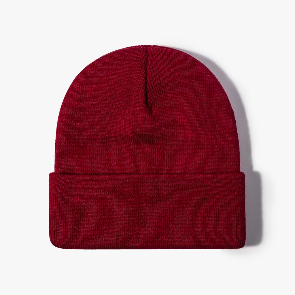 Unisex Korean-Style Embroidered Wool Beanie for Autumn/Winter – Slimming Look, Ideal for Outdoor Activities