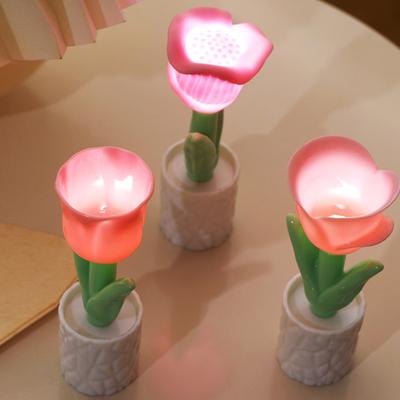 Yousheng Mini LED Flower Table Lamp Creative Floral Night Light with Soft Glow Battery-Powered Bedside Desk Decor Cute Ambiance Light for Bedroom