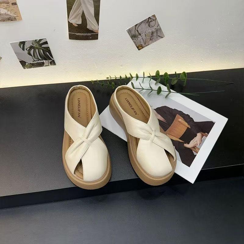 Baotou Half Slippers Women's 2025 Summer New Korean Version Round Head Flat Bottom Butterfly Comfortable Outer Wear Women's Sandals New
