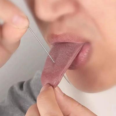 1PC Horror Funny Tricks False Simulation Rubber Tongue Prank Maker Trick Kids Boy Toys Halloween Magic Toy Props