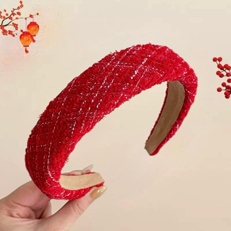 Red Polka Dot Angora Headband: Versatile Women's Hair Accessory for Autumn/Winter