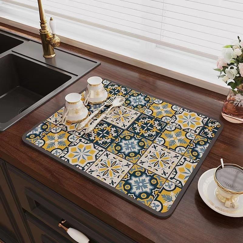 Dish Drying Mat Exquisite Pattern Wear Resistant Absorbent Draining Mat Dining Table