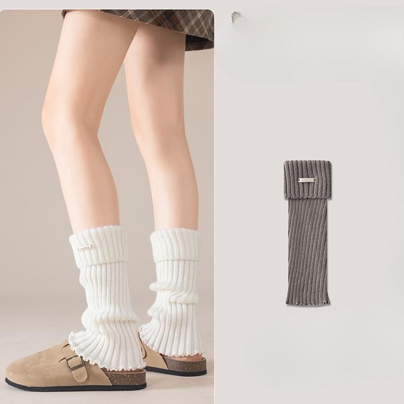 White Knitted Socks for Women in Autumn and Winter, Looking Petite. Mid-calf Leg Covers with Snow Boots, Bokenes and Long Stockings
