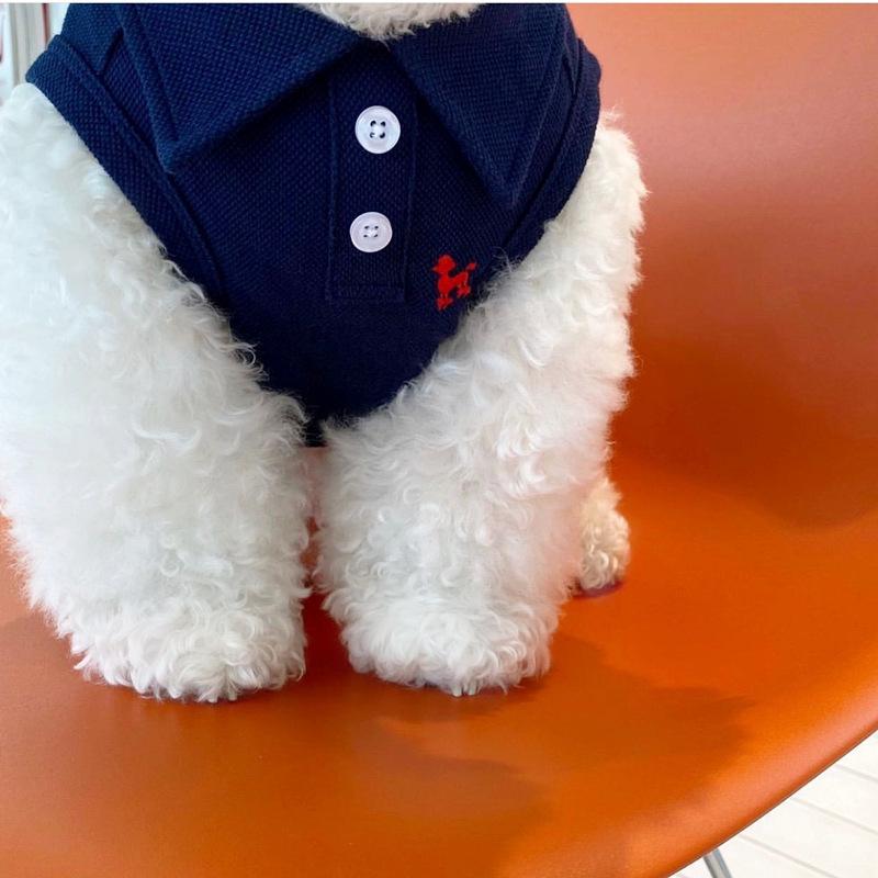 Spring and summer dog clothes solid color polo shirt thin breathable T-shirt cat vest teddy two feet pet clothes