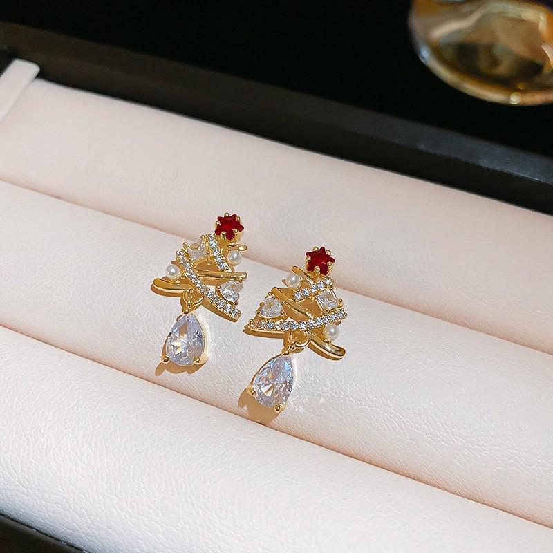 Elegant Snowflake Pearl Christmas Tree Zircon Earrings - Light Luxury Fashion Studs for Women