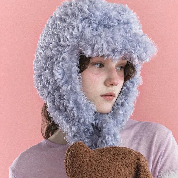 KNOT EARFLAP HAT IN FURRY BLUE