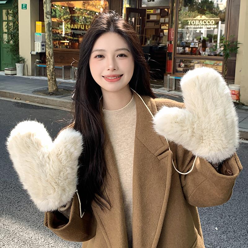 Winter Women Real Rabbit Fur Gloves Natural Thick Style Rabbit Fur Mittens Outdoor Girls Keep Warm Hand Knitted Fur Glove