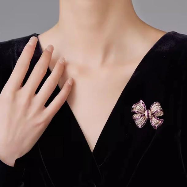 Rhinestone Alloy Bow Brooch - Elegant, High-End, Creative Fashion Accessory