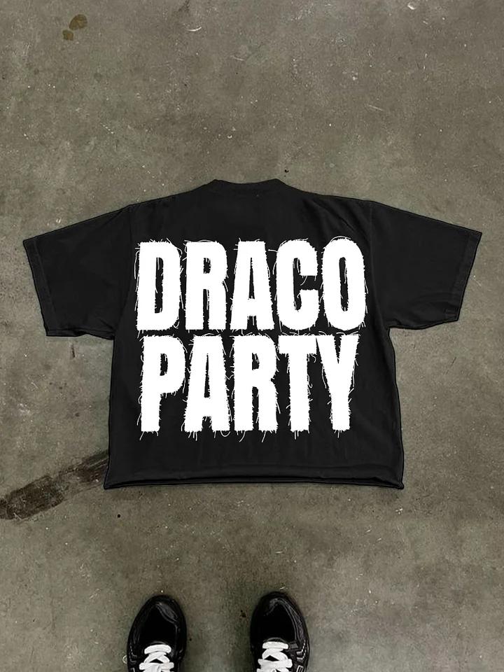 New summer unisex loosefitting crew neck Tshirt with dropped shoulders casual trendy and fashionable street style