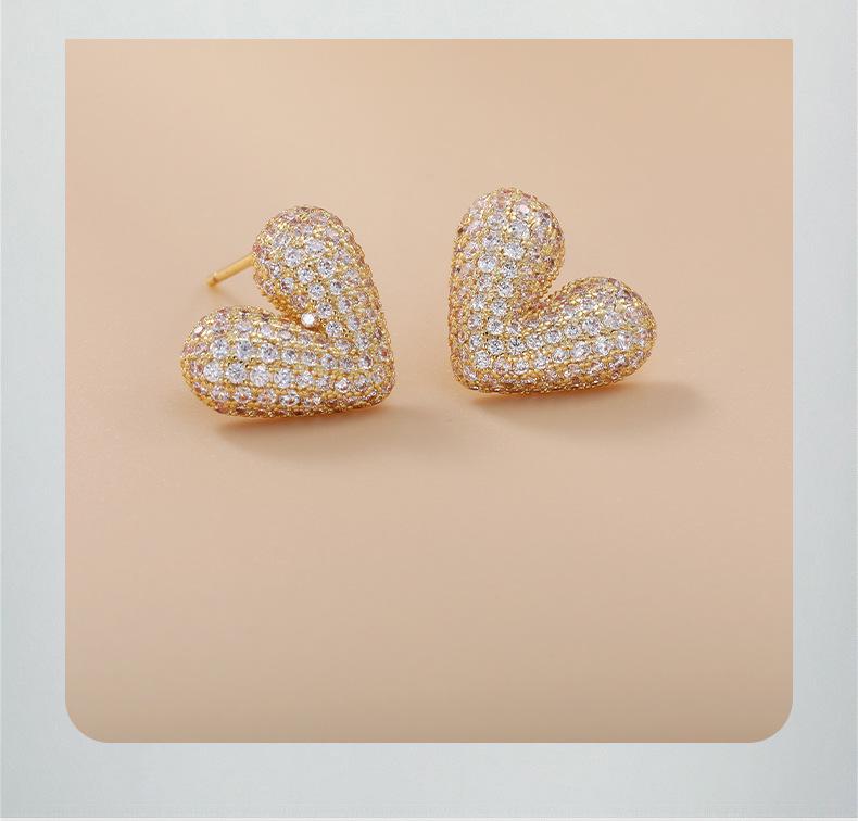 Luxurious Zircon Heart-Shaped Copper Alloy Stud Earrings for Women
