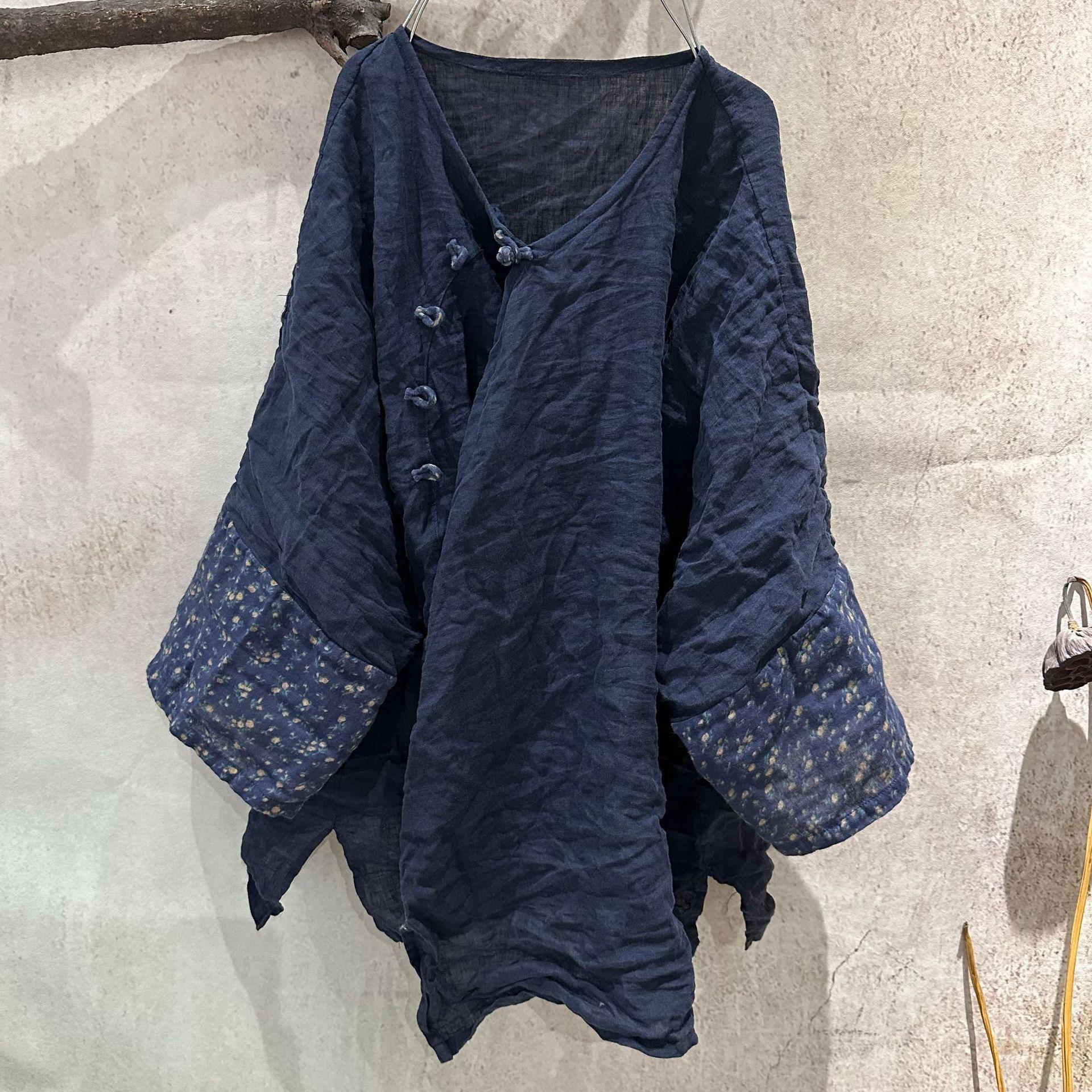 

Johnature Женские рубашки винтажные однотонные топы с V-образным вырезом и длинным рукавом осенние лоскутные рубашки на пуговицах в китайском стиле One Size темно-синий