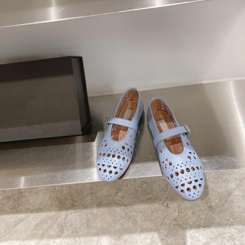 Height increase hollow hole ballet single shoes women's 2025 spring and summer new French small sandals round head Mary Jane shoes