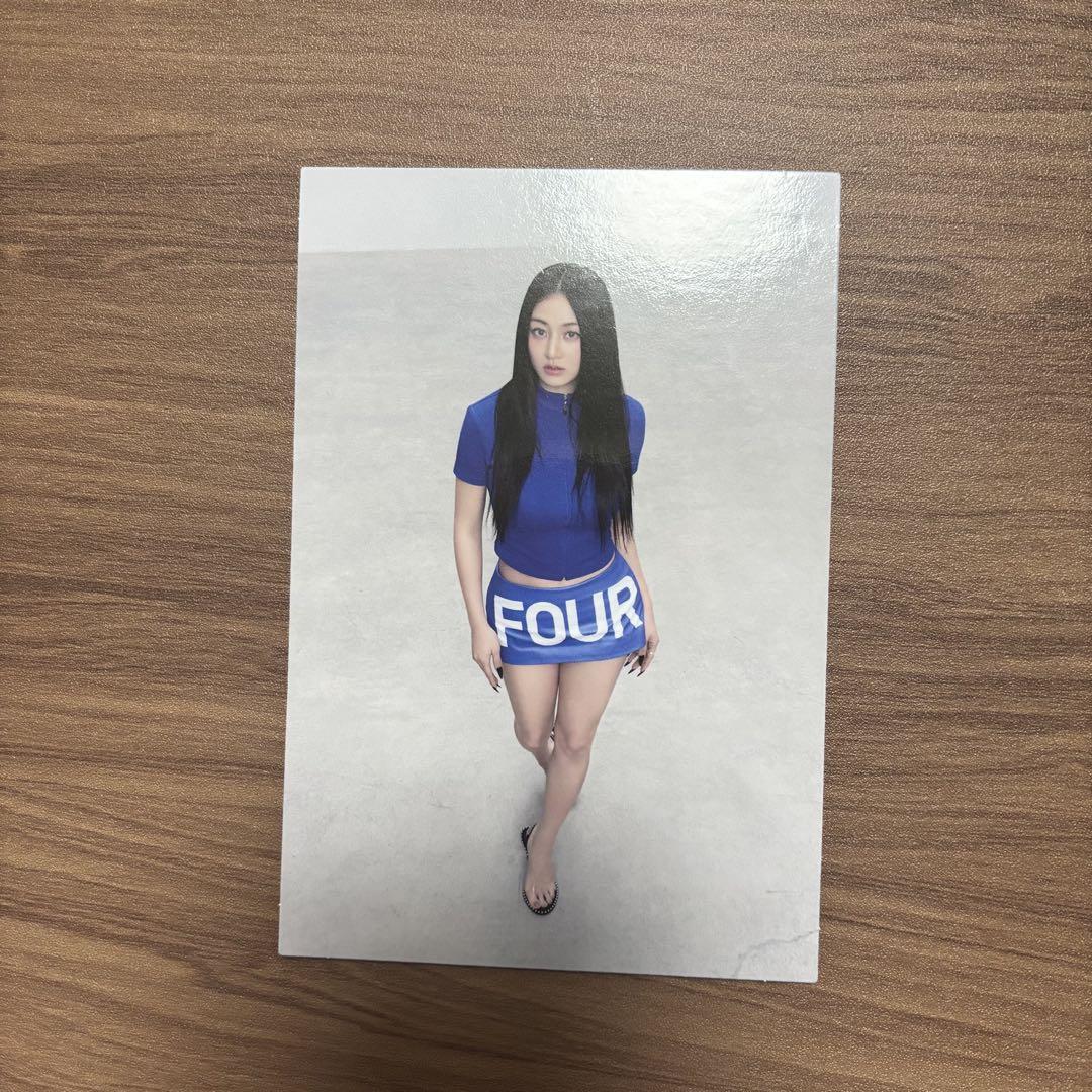 

[USED] TWICE THIS IS FOR 4TH ALBUM Signed Jihyo