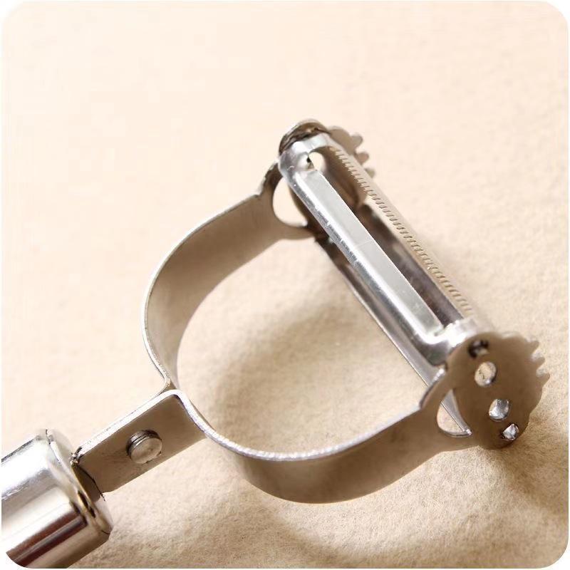 Stainless Steel Multifunctional Fruit, Vegetable, and Potato Peeler & Grater