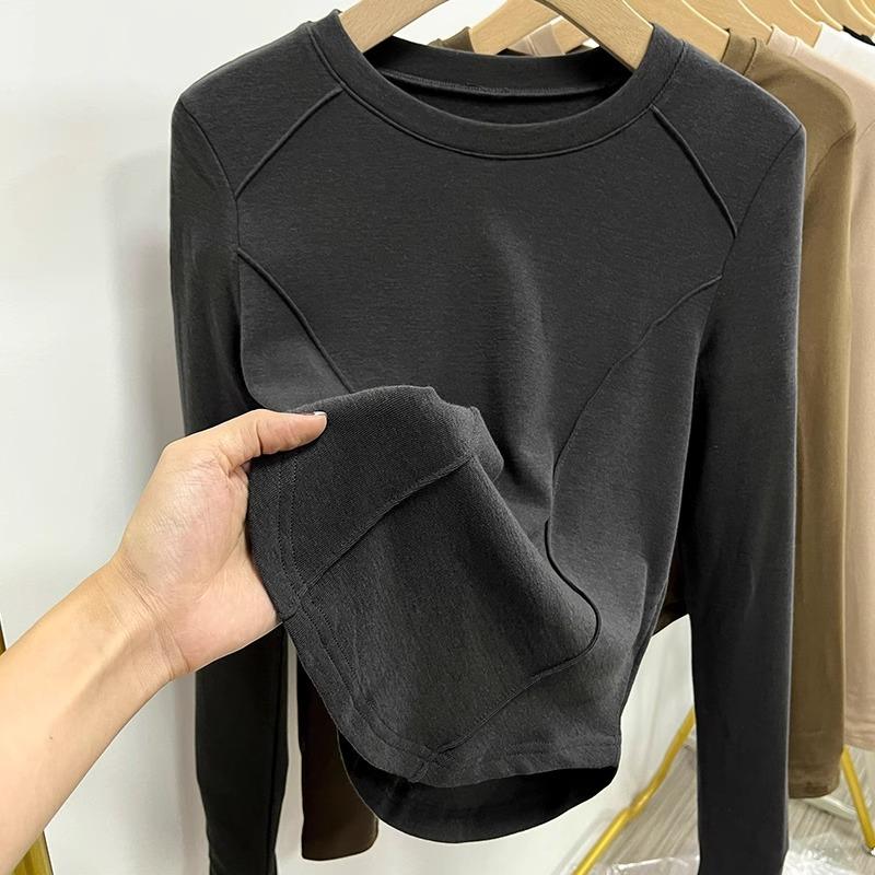 Europäischer Herbst und Winter Gebürstetes Verdicktes Unterhemd Damen Langarm Rechtes Schulter T-Shirt Damen Slim Design Dünnes Samt Top