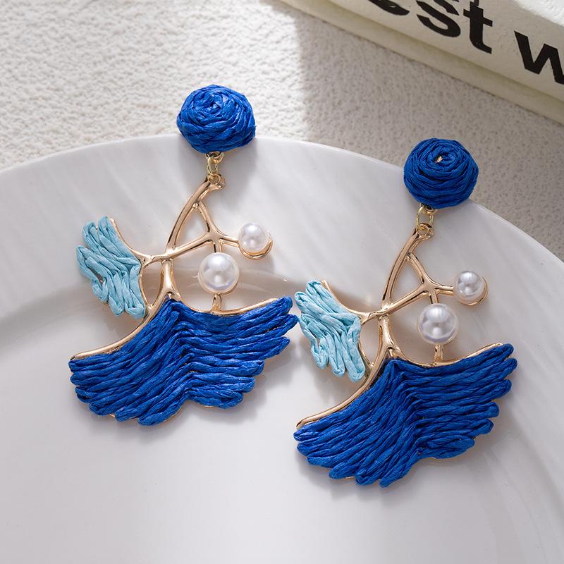 Dopamine Colored Leaves Hand-Woven Raffia Earrings Women'S Vacation Wind Sweet Temperament Unique Earrings Earrings